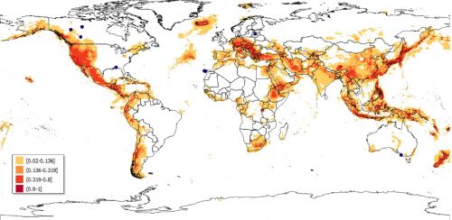 Mappa di idoneità globale all'installazione di centrali geotermiche. I colori gialli indicano una probabilità di idoneità bassa, mentre i colori rossi una probabilità alta. I punti viola indicano le centrali pianificate non predette dal modello