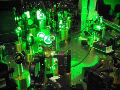 Fasci laser impiegati per l'intrappolamento e la manipolazione dei campioni atomici ultrafreddi