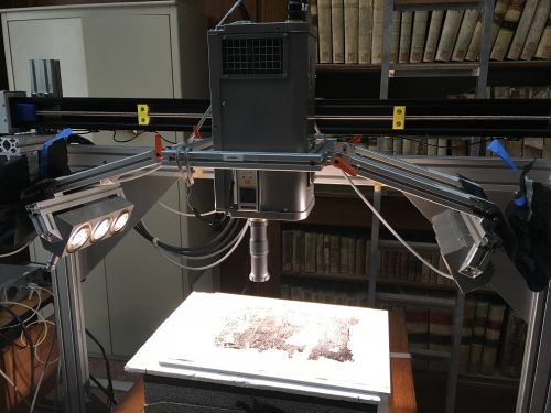 Scanning the papyrus