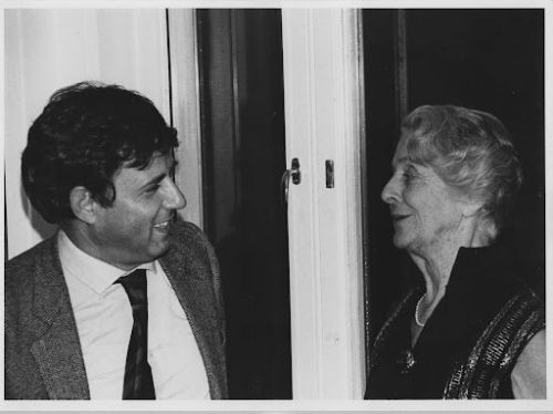 La Prof. Rita Levi Montalcini e Luigi Aloe