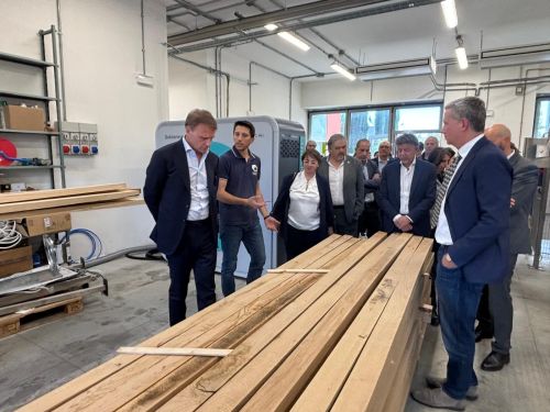 Visita del Ministro Francesco Lollobrigida al Polo scientifico e tecnologico di Sesto Fiorentino / 1