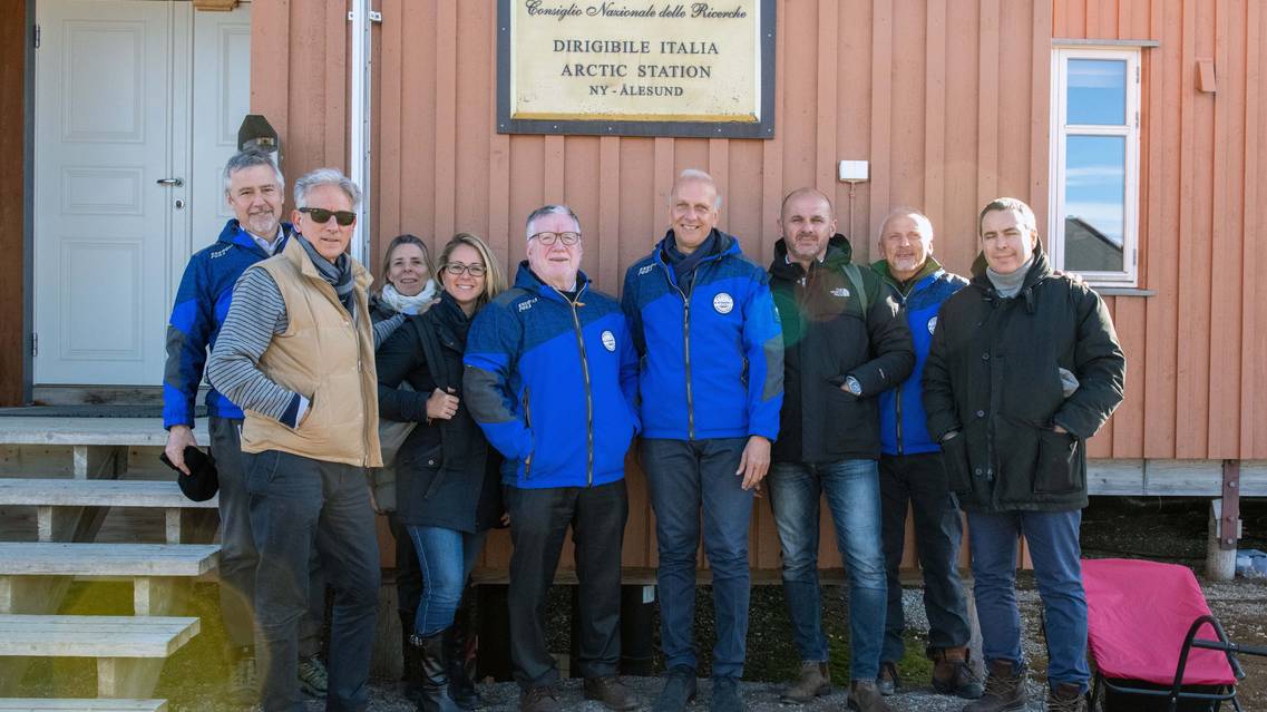 La delegazione in visita / 2